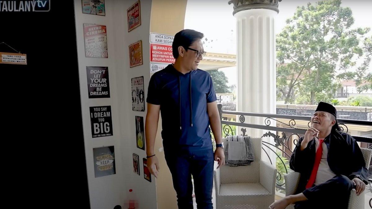 Andre Taulany mengunjungi rumah Sule