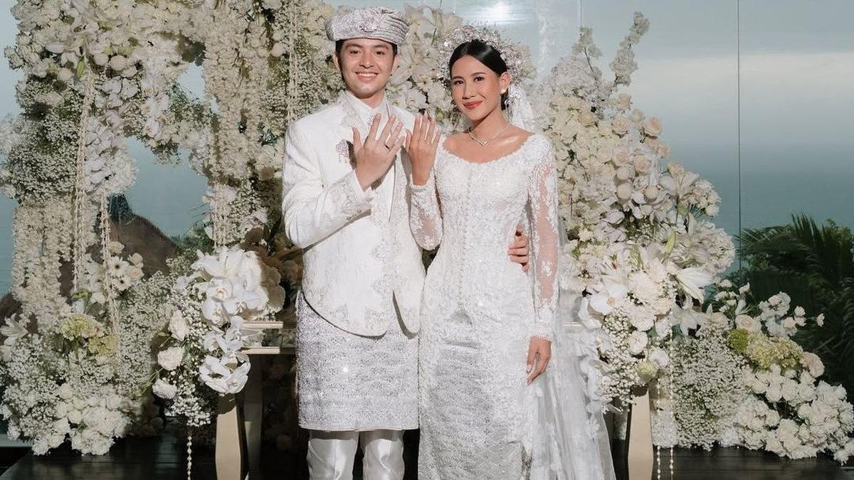 Angga Yunanda dan Shenina Cinnamon akhirnya resmi menikah.