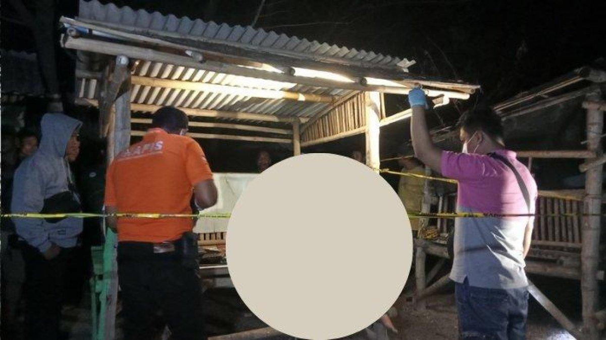 Anggota Polres Tuban sedang melakukan penyelidikan