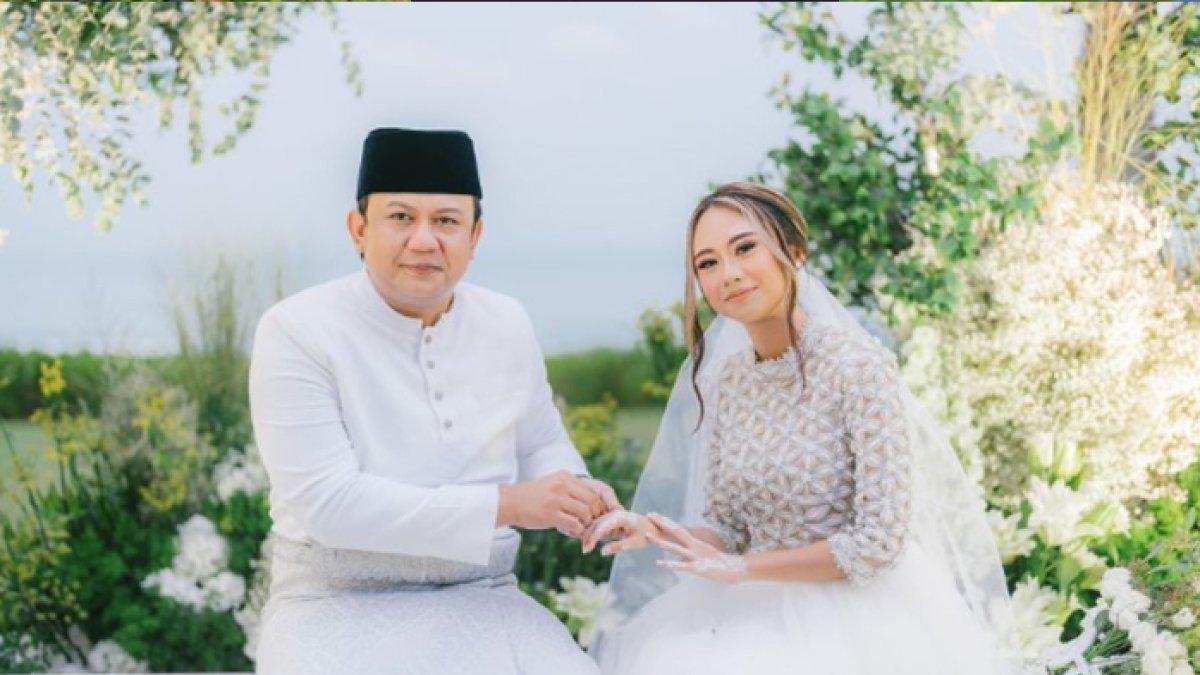 Artis cantik ini akhirnya menikah setelah empat kali gagal, kini dipersunting pengusaha kaya raya