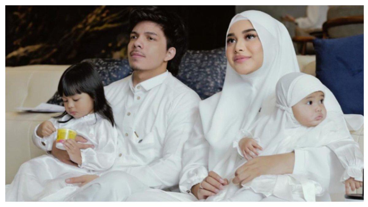Artis Tanah Air Menunaikan Ibadah Haji