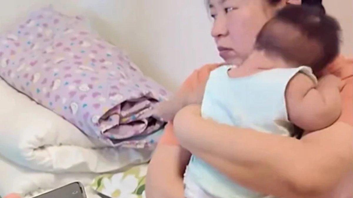 Babysitter di China ditinggal kabur majikan, bayi mereka juga ditinggal, bawa kabur uangnya Rp244 juta.
