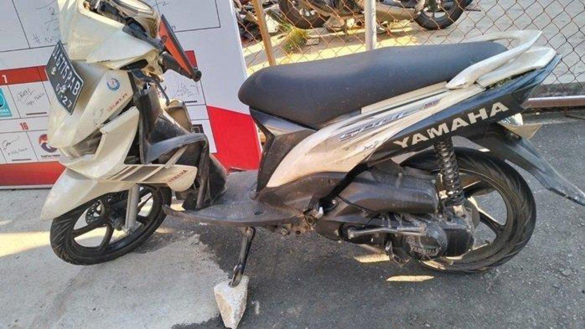 Barang bukti selebgram Megawati alias Ega Gemoy yang juga mahasiswi di Banjarbu mengalami kecelakaan hingga tewas di Sungai Ulin Banjarbaru.