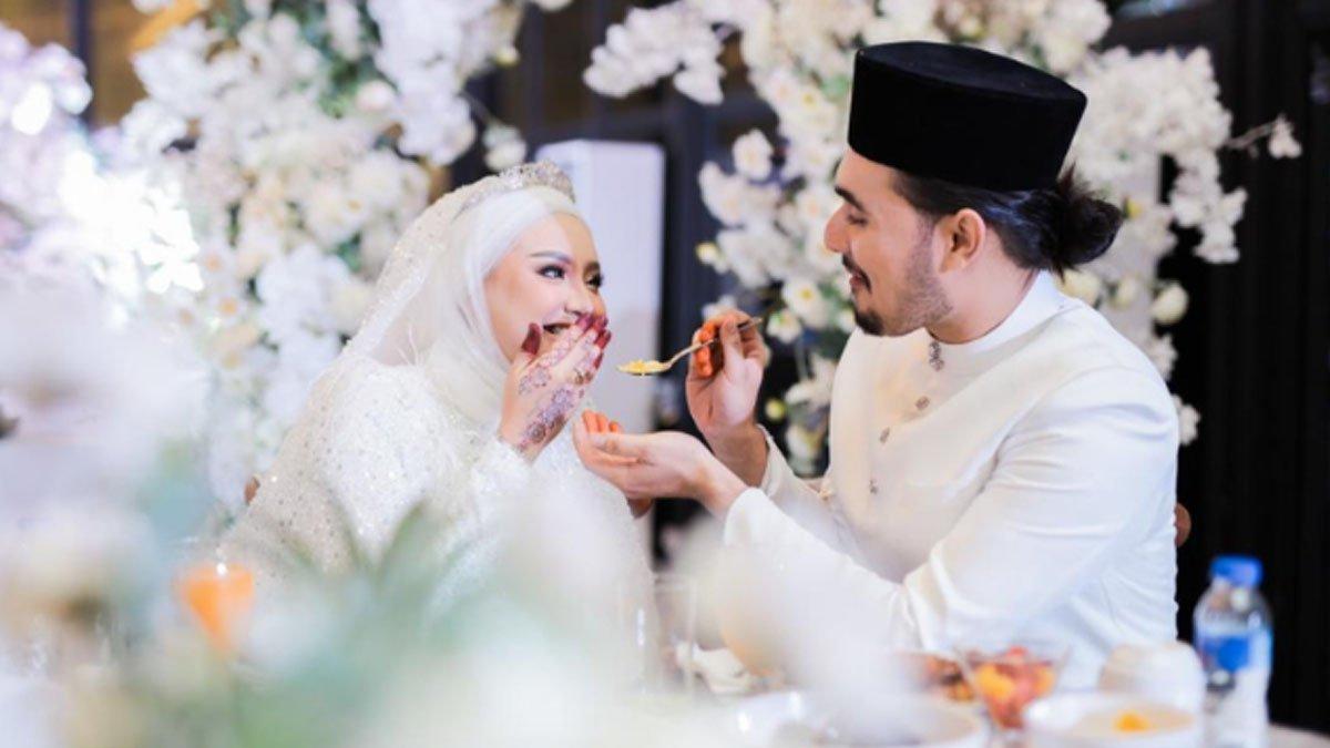 Baru bercerai selama tiga bulan, artis ini langsung ketemu penggantinya, langsung nikah padahal baru dua bulan kenal