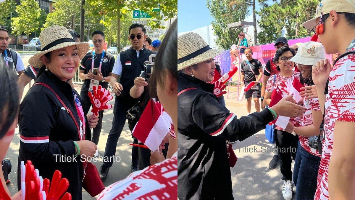 Berbincang dan bersalaman dengan pendukung Indonesia