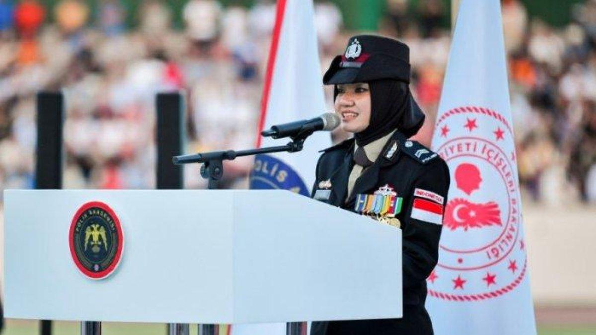 Briptu Tiara Nissa Zulbida viral setelah berhasil menyabet predikat lulusan berprestasi di Akademi Kepolisian Turki