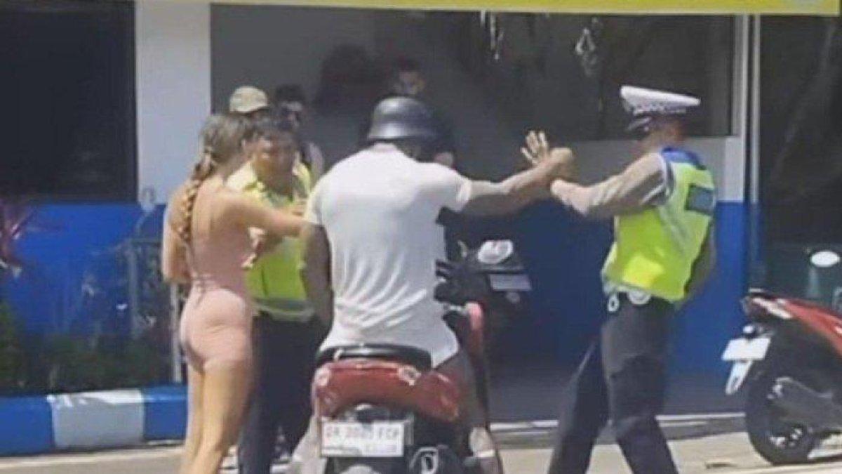 Bule Inggris tampar polisi di Bali