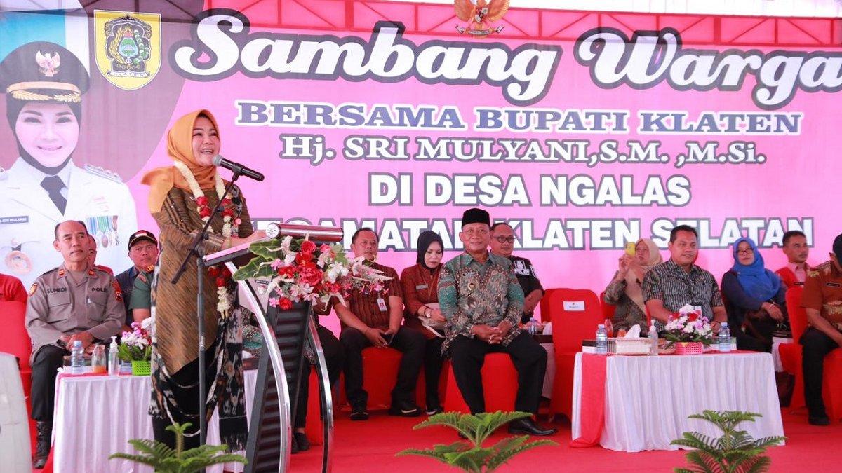 Bupati Klaten Sri Mulyani memberi sambutan 4