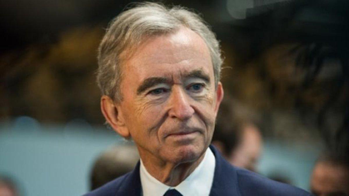 CEO LVMH Bernard Arnault kembali dinobatkan sebagai orang terkaya di dunia.