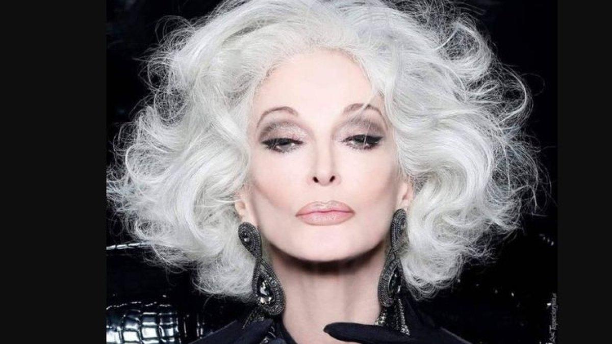 Carmen Dell'Orefice menjadi model tertua di dunia yang masih aktif menjalankan profesinya.
