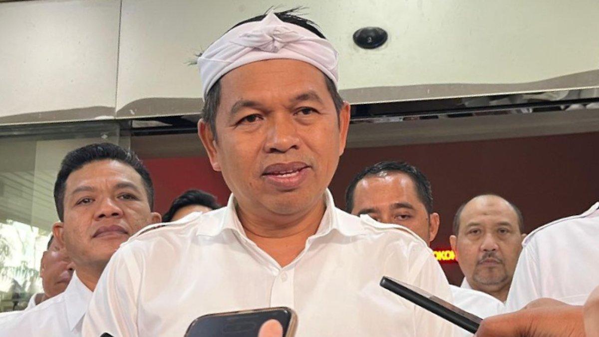 DEDI MULYADI - Gubernur Jawa Barat Dedi Mulyadi usai rapat evaluasi tata ruang bersama kepala daerah se-Jawa Barat di Balai Kota Depok, Selasa (11/3/2025).