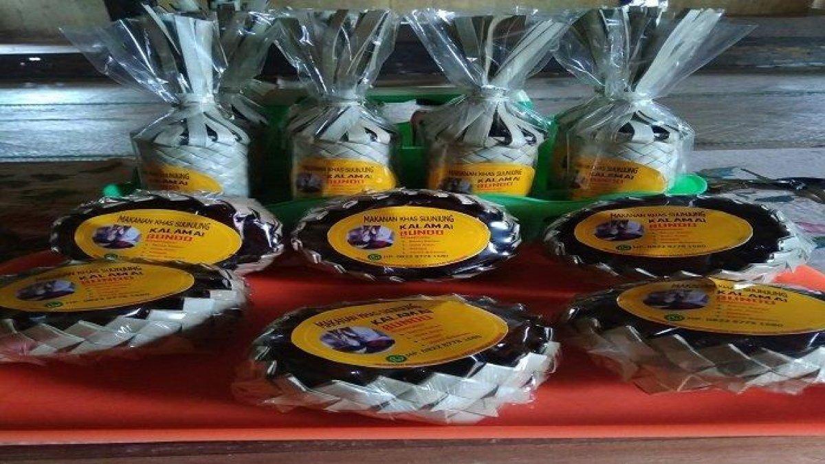 BELANJA OLEH-OLEH LEBARAN 2025: Terbuat dari tepung beras ketan, galamai sekilas mirip dengan dodol
