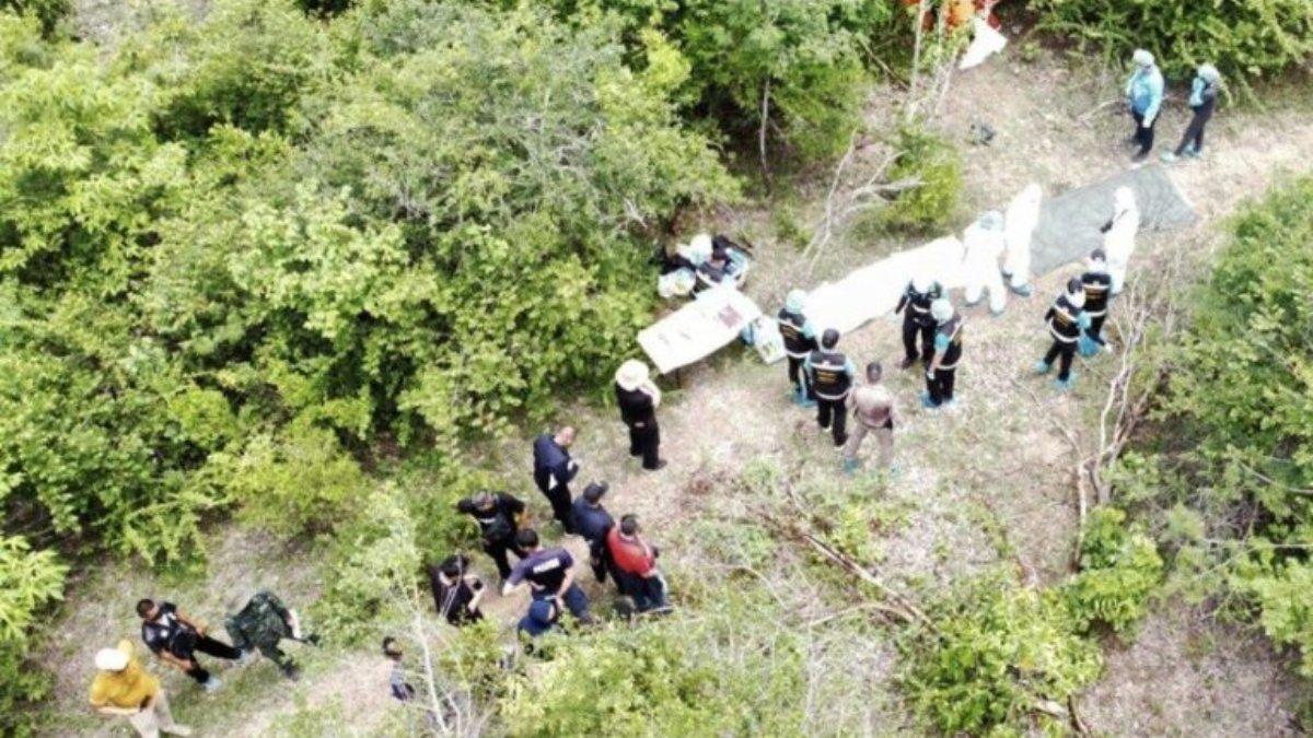 DJ asal Thailand yang dikenal dengan nama DJ Tatae ditemukan tewas di sebuah hutan di Distrik Muang, Provinsi Kanchanaburi, Thailand.