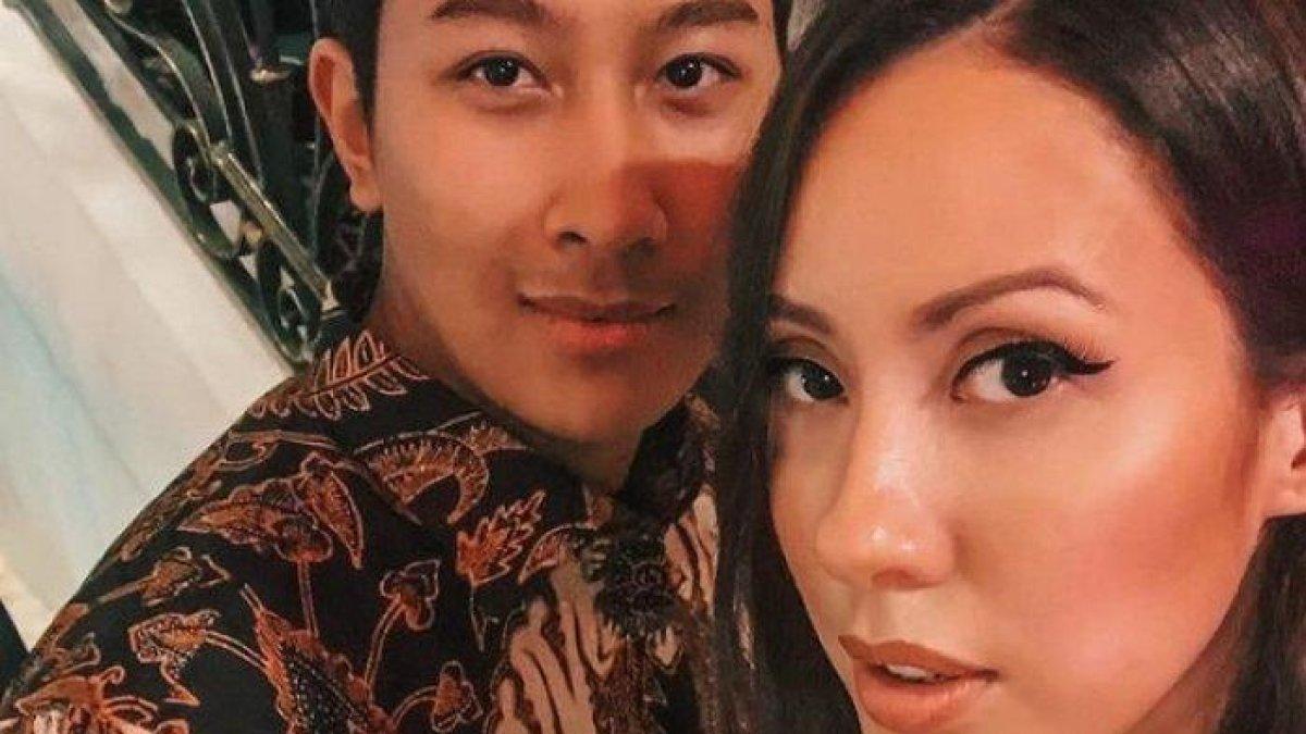 Darma Mangkuluhur, putra Tommy Soeharto, bersama sang kekasih bule Patricia Schuldtz