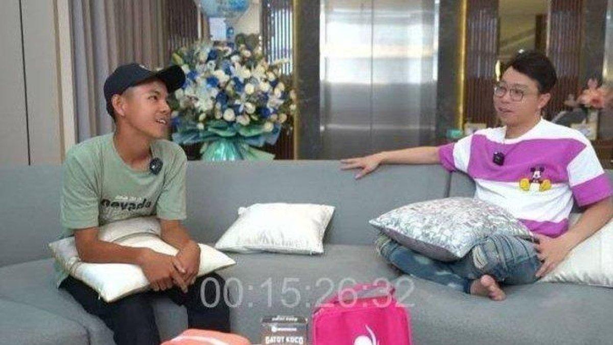 Derlin bertemu Richard Lee, dia merupakan seorang siswa MAN 4 Pandeglang, Banten, yang viral