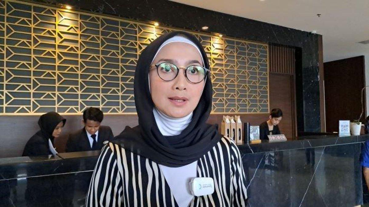 Desy Ratnasari saat diwawancarai Tribunjabar.id di Jalan Lingkar Selatan, Sukabum