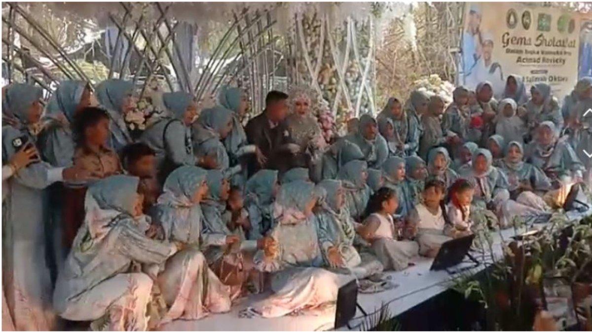 Detik-detik pelaminan roboh gegara tak kuat menahan muatan