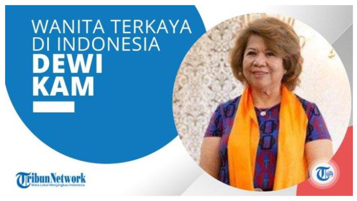 Dewi Kam menempati peringkat 697 dalam daftar orang terkaya dunia dan peringkat ke-8 sebagai orang terkaya di Indonesia tahun 2024.