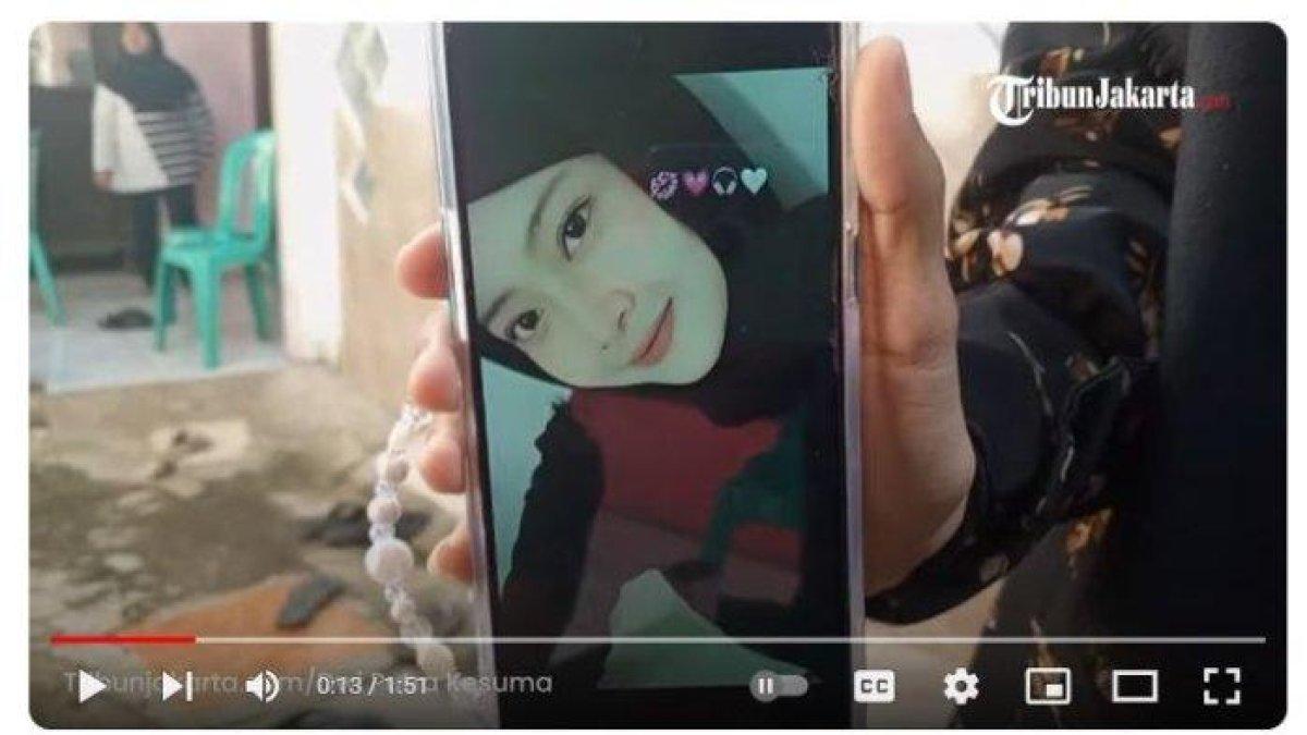 Di media sosial beredar chat Intan Fauziah (19) kepada temannya sebelum menjadi korban tewas dalam kecelakaan bus maut di Ciater, Subang, Jawa Barat, pada Sabtu (11/5/2024).