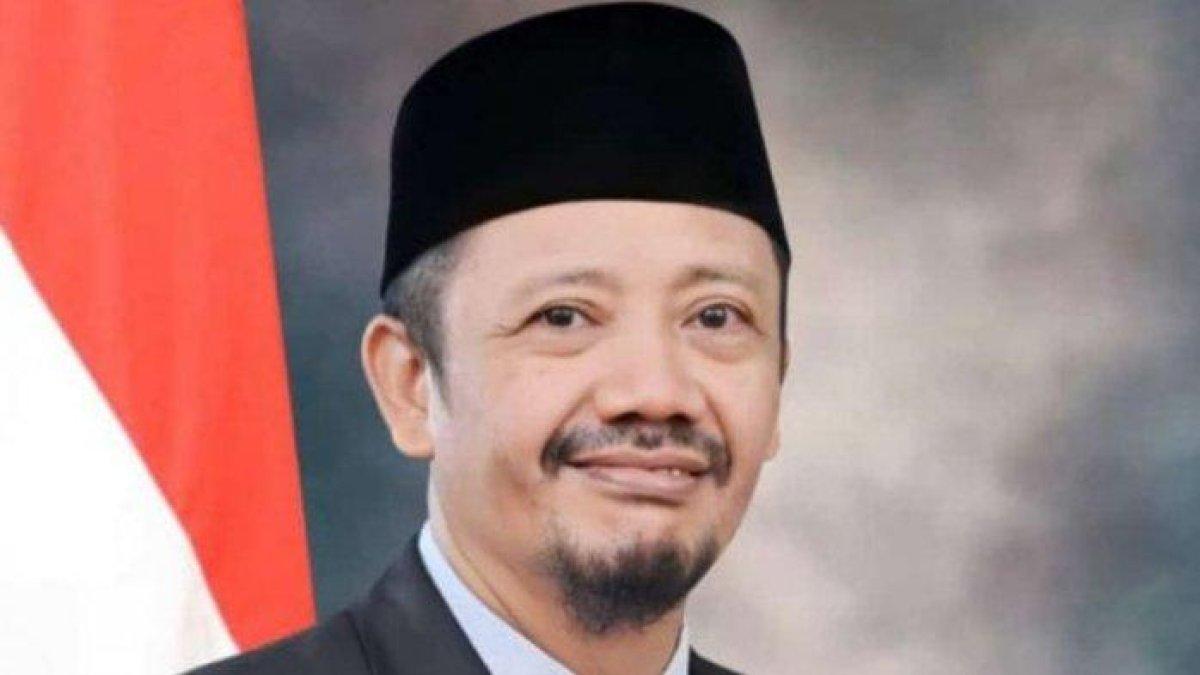 Dr Azhari SSTP MSi