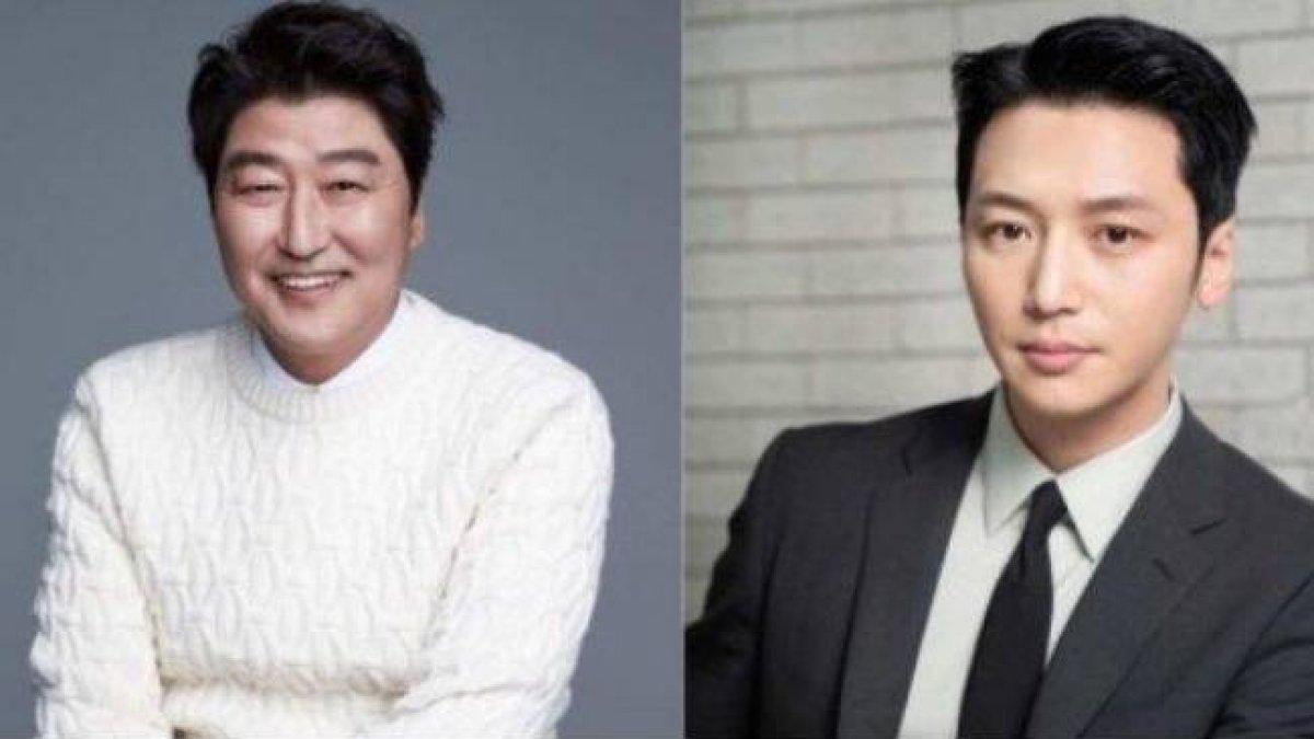 Drakor Uncle Samsik menceritakan dua orang pria beda usia bernama Sam Sik (Song Kang Ho) dan Kim San (Byun Yo Han).