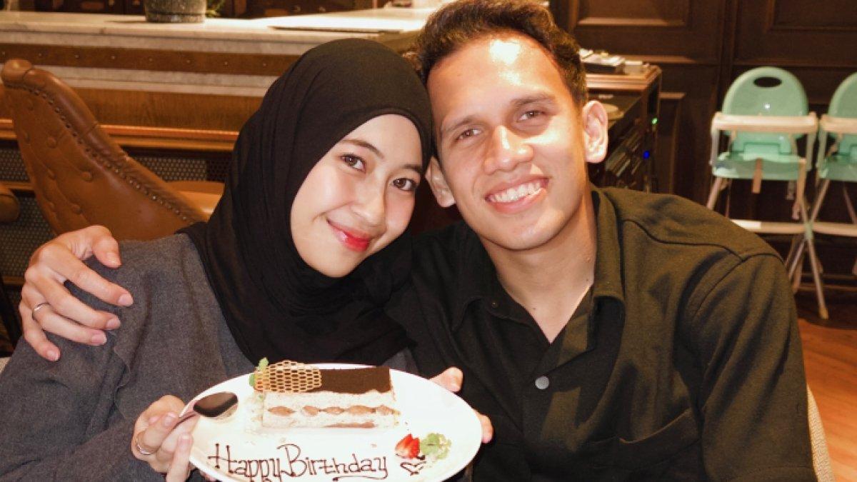 EGY ADIBA ULTAH - Egy Maulana Vikri rayakan ulang tahun ke-25 istrinya, Adiba Khanza, 7 Juni 2025.