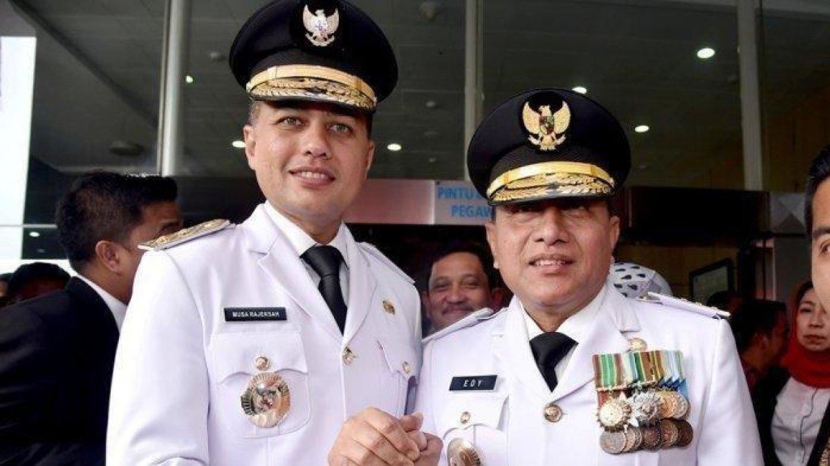 Edy Rahmayadi dan Ijeck saat masih menjabat Gubernur-Wakil Gubernur Sumut.