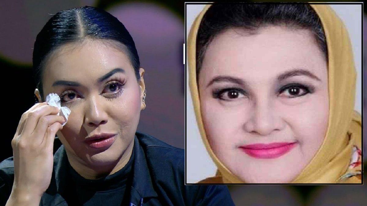 Penyanyi Denada Tambunan berduka mendalam , Emilia Contessa ibunda tercintanya meninggal dunia hari ini Senin 27 Januari 2025 di Banyuwangi Jawa Timur, Aisha menangis ditinggal nenek tercinta.