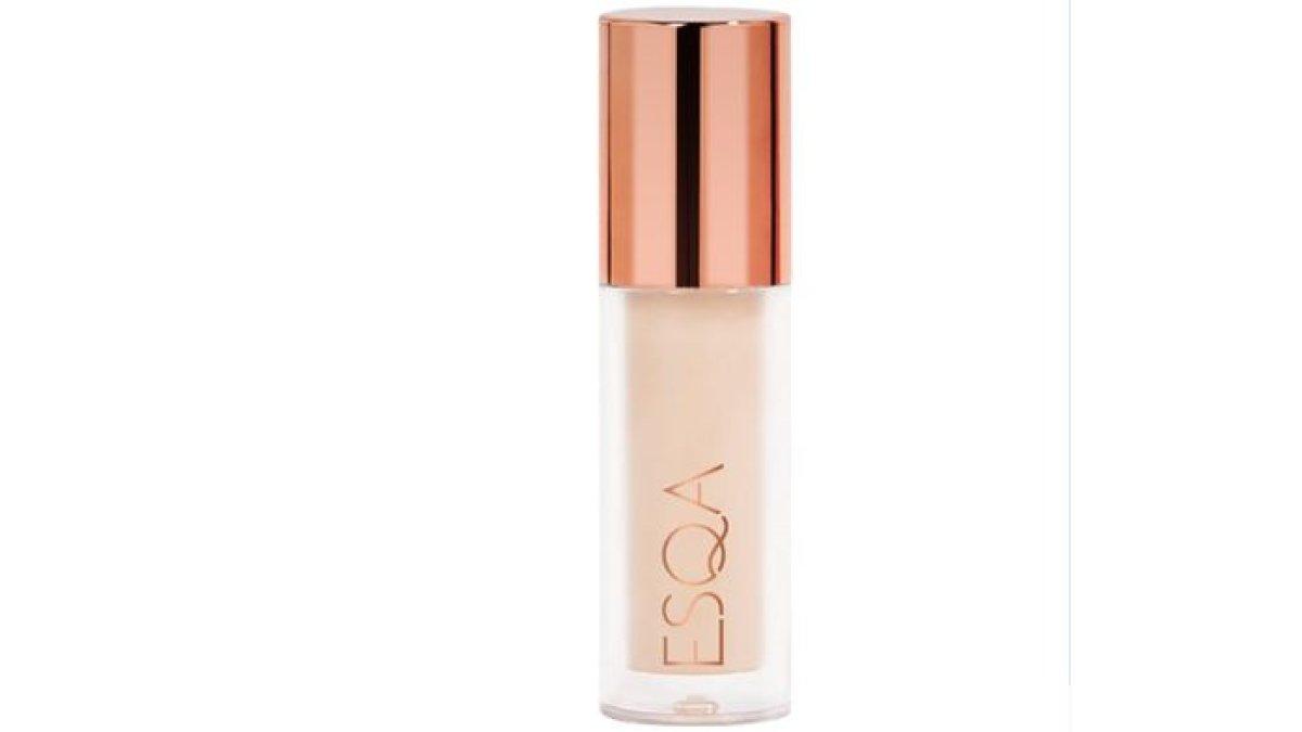 REKOMENDASI CONCEALER MURAH - Foto produk Esqa Mini Flawless Liquid Concealer diolah dari website review.soco.id, Rabu (12/2/2025). Concealer dari brand lokal ini mampu tutupi noda di wajah meski harganya ekonomis.