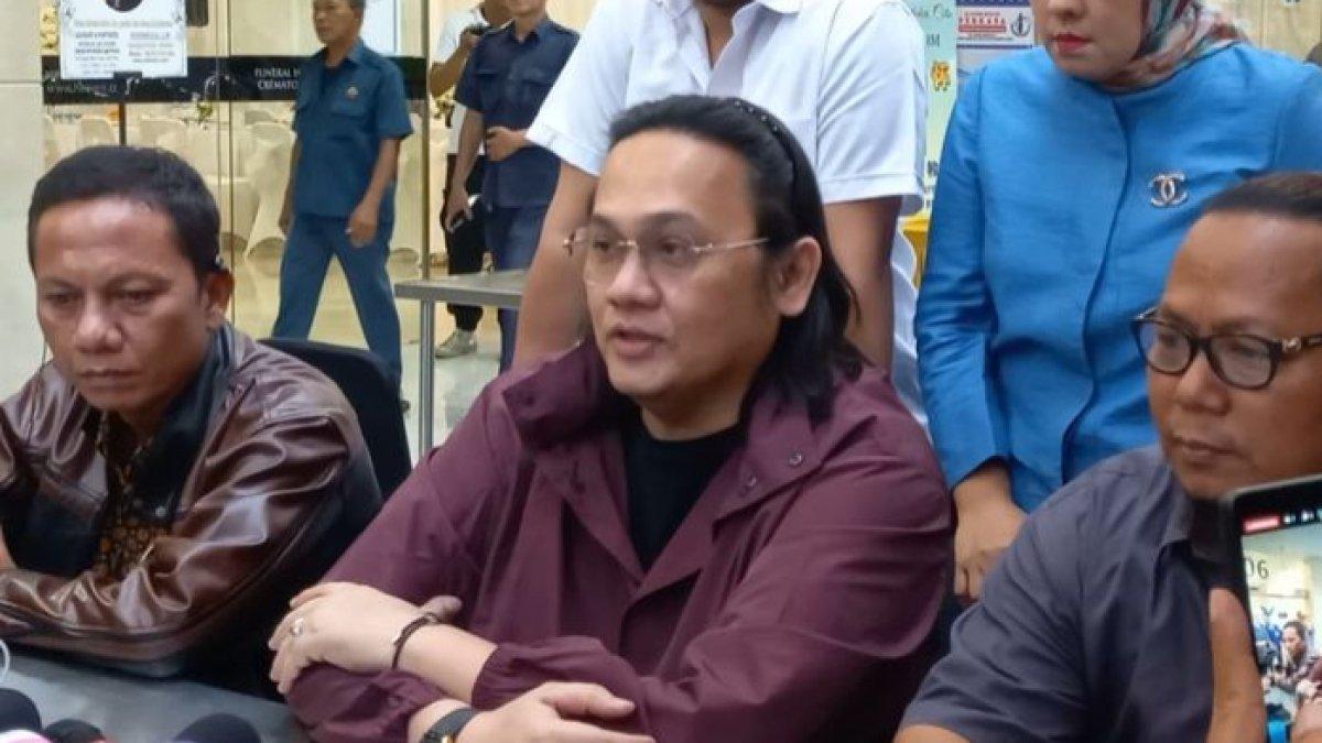Farhat Abbas komentari meninggalnya Alvin Lim