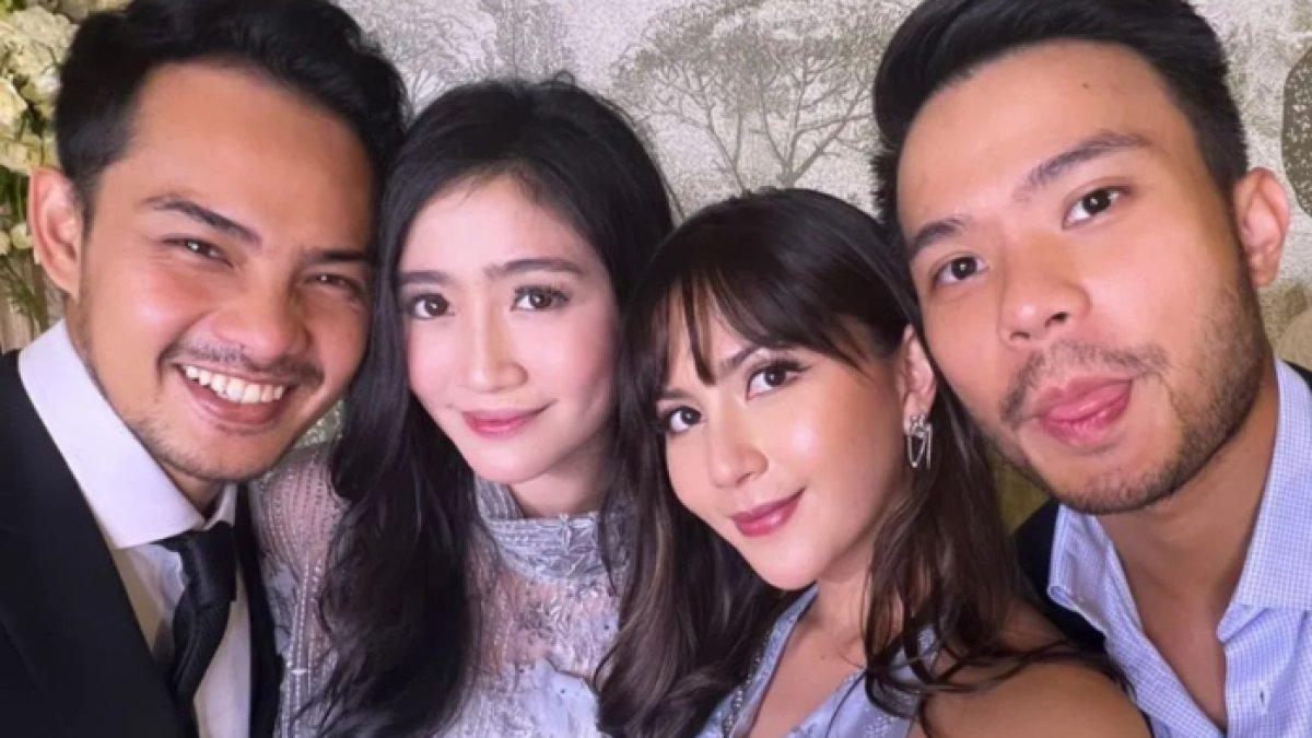 Febby Rastanty dan Drajat Djumantara kondangan