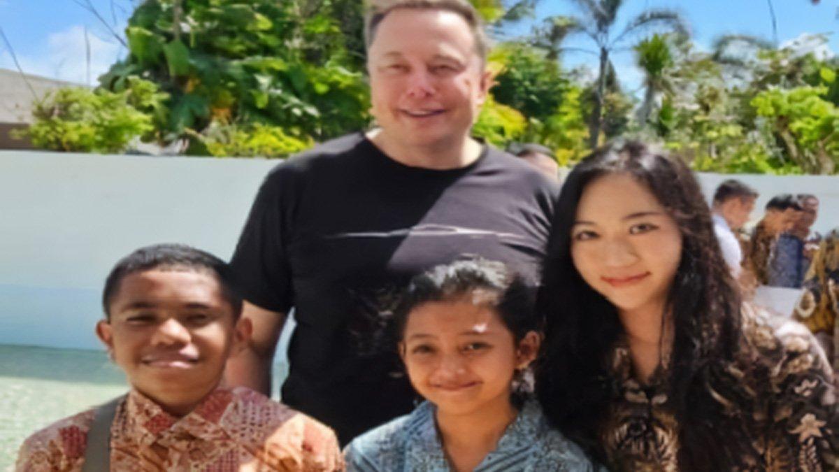 Felicia bersama pelajar asal Papua Jose Nerotou bertemu dengan Elon Musk