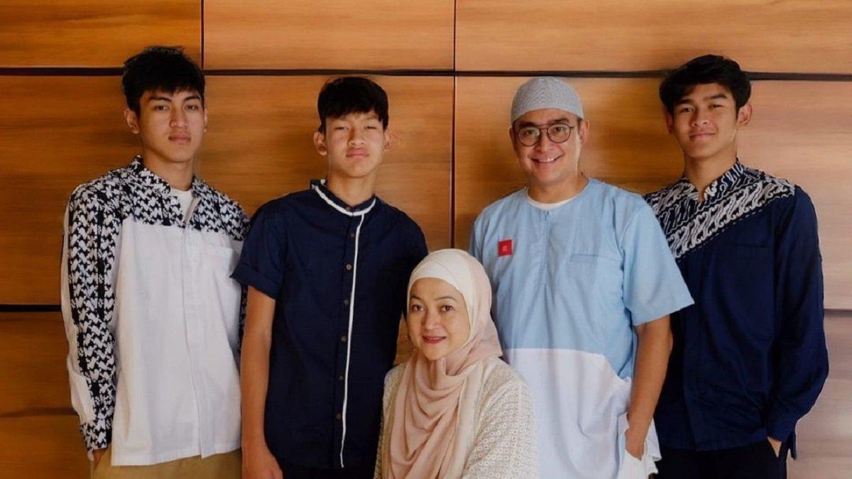Foto lebaran keluarga Irgi Fahrezi