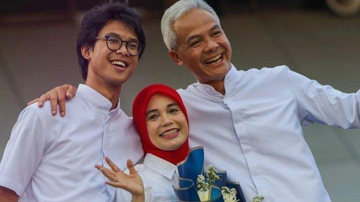 Ganjar Pranowo bersama istri dan anak