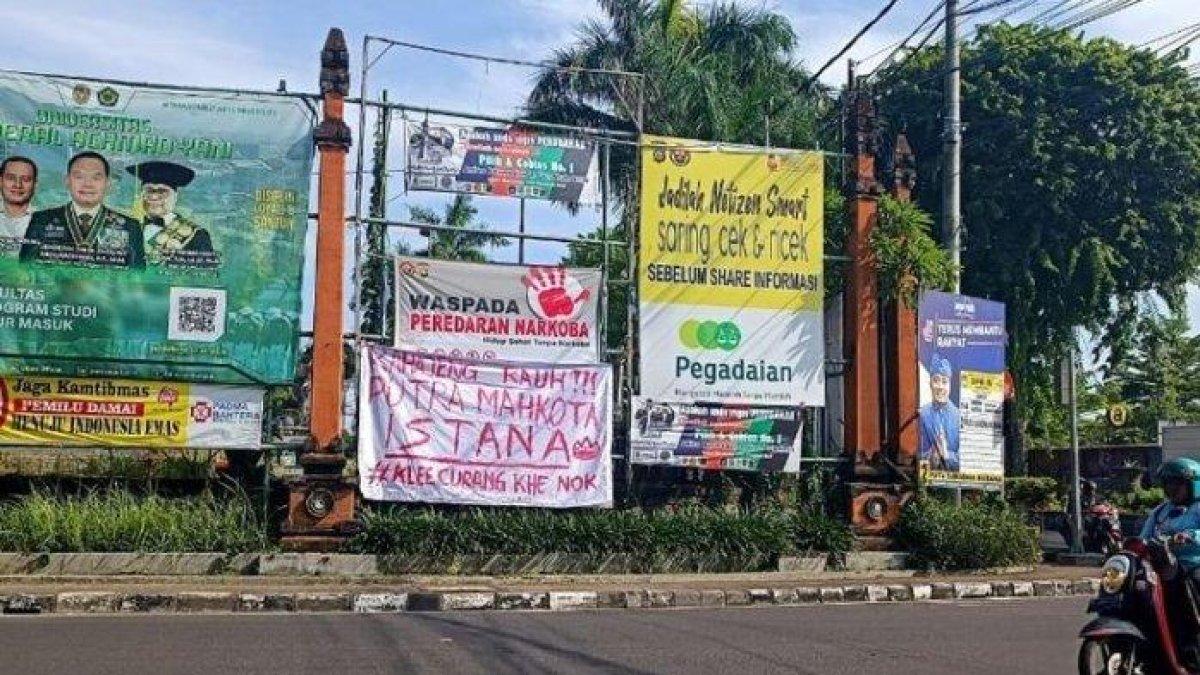 Gibran kampanye di Bali, spanduk bernada nyinyir bertebaran