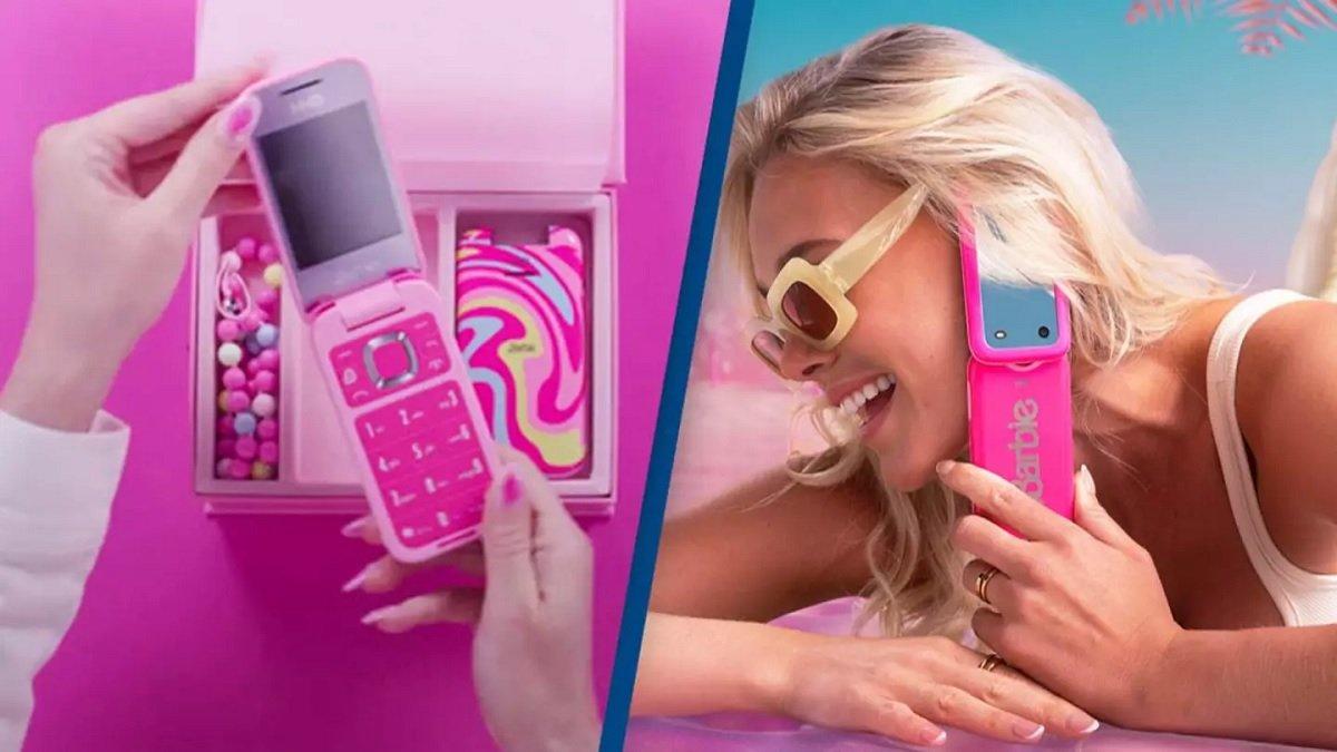 HP Barbie dari Nokia memiliki desain berwarna pink dan logo Barbie cantik.