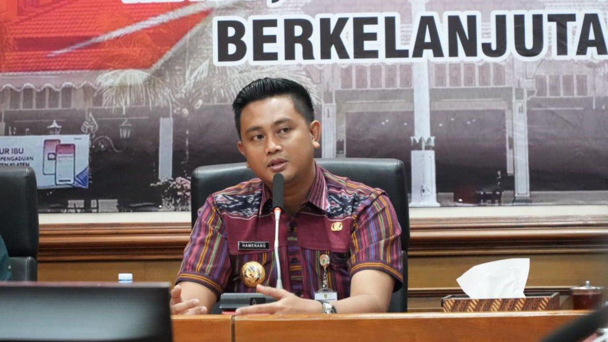 JALAN TOL SOLO-JOGJA - Audiensi bersama Perkumpulan Aparatur Pemerintah Desa Seluruh Indonesia (Papdesi) Klaten, PT Jasamarga Jogja Solo (JMJ), dan PT Adhi Karya di Ruang Rapat B2 Gedung Setda Klaten, Jumat (4/7/2025).