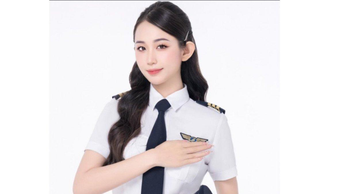 pilot cantik bernama Ho Trang Nhung