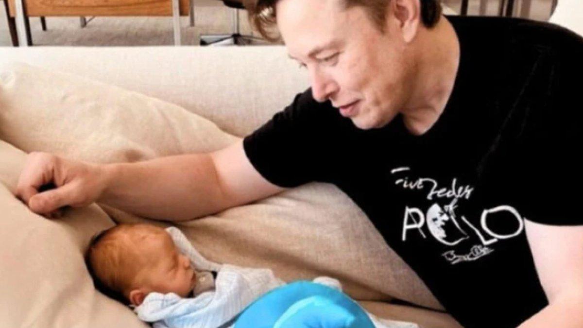 ISTRI ELON MUSK LAHIRAN,-  Elon Musk, pengusaha miliarder yang dikenal dengan berbagai inovasi luar biasa, kini resmi menjadi ayah dari 14 anak.
