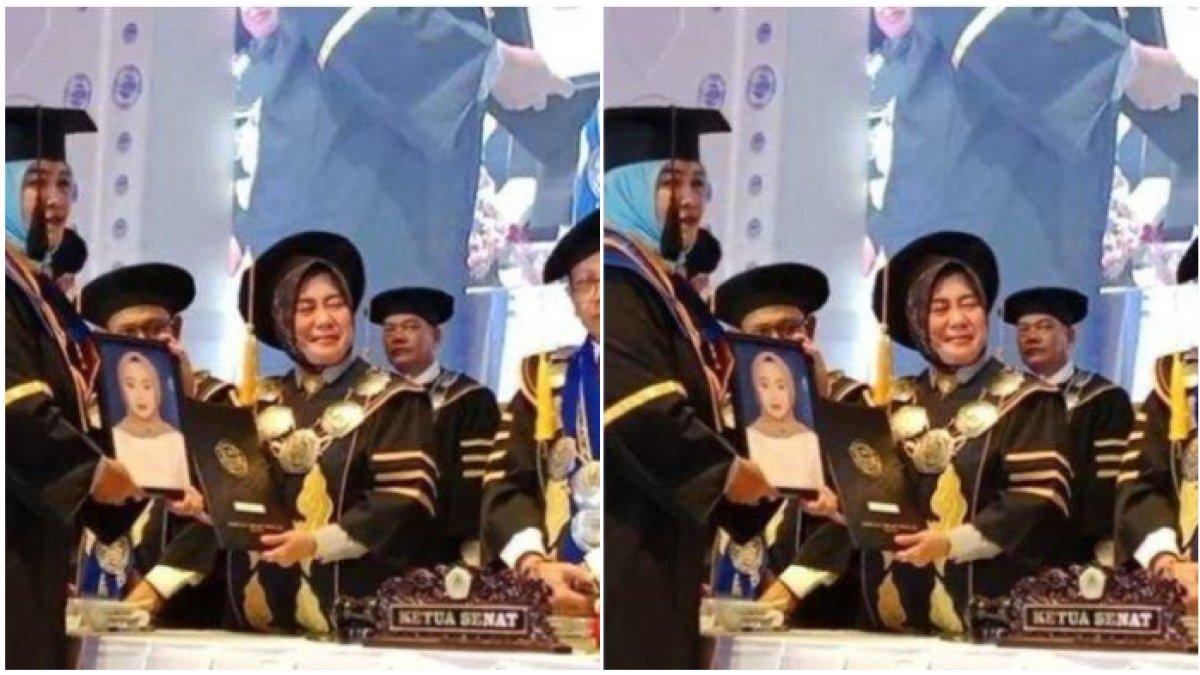 Ibu menangis pakai toga gantikan anaknya yang meninggal diwisuda