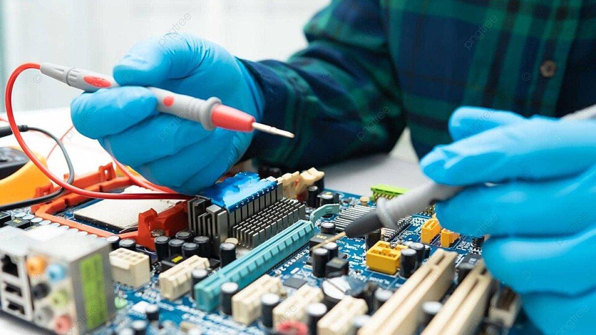 Ilustrasi memperbaiki peralatan elektronik