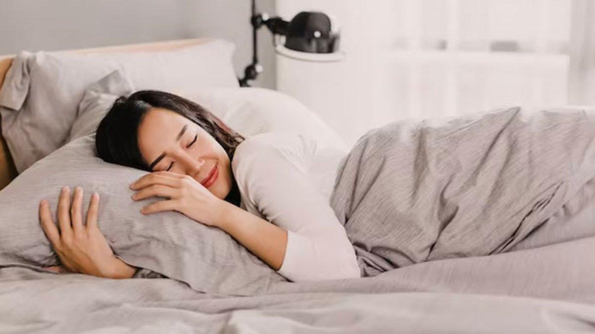 Ilustrasi orang tidur