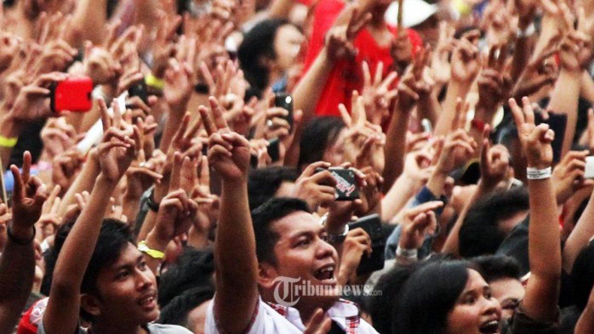 Ilustrasi salam dua jari