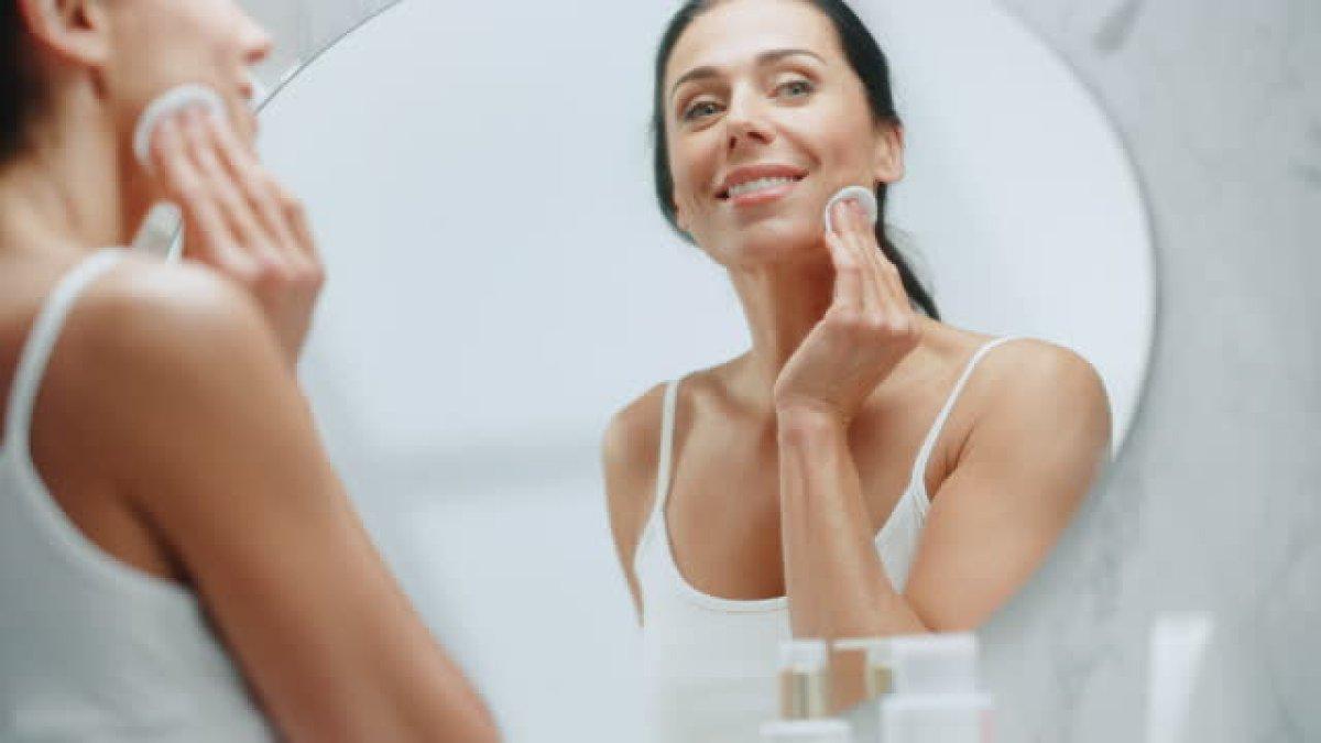 Inilah arti istilah oil gritting, metode dalam rutinitas skincare yang sedang viral.