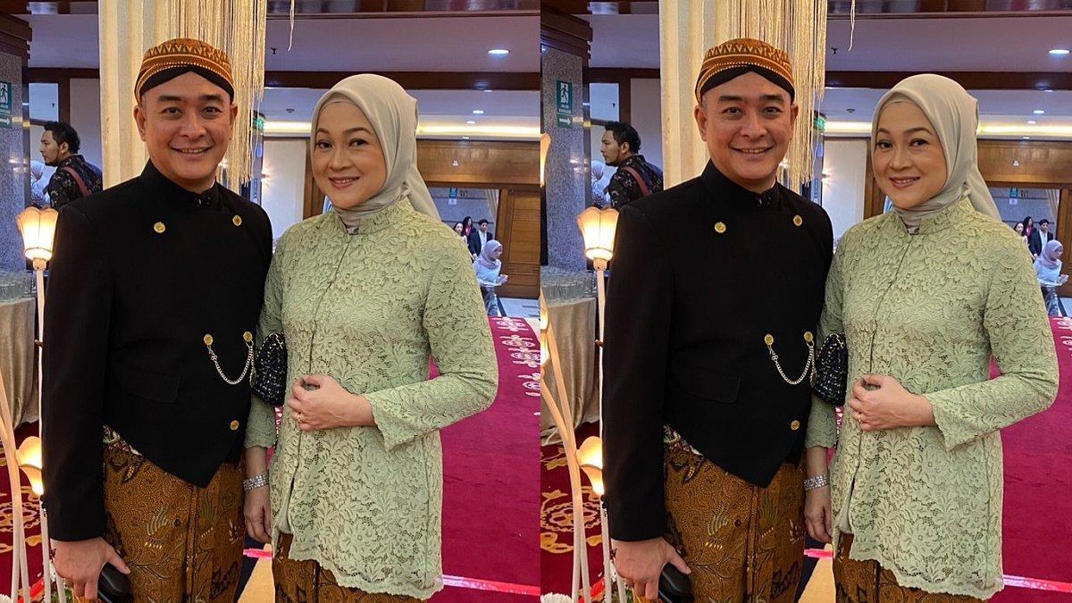 Irgi dan Fenny kondangan