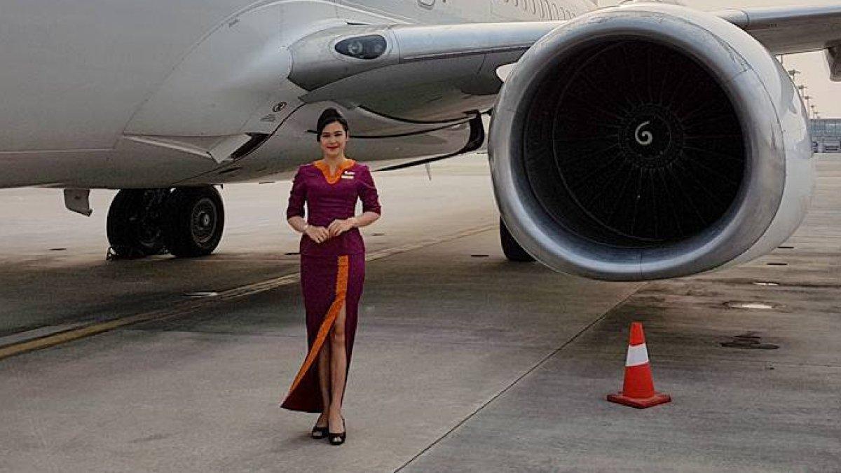 Irma Purba mantan istri Boris Bokir saat masih jadi pramugari.