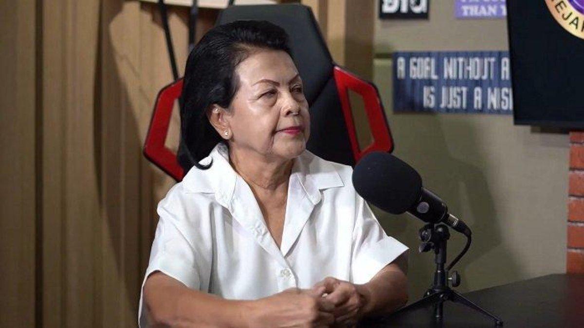 Istri Jaksa Agung ST Burhanuddin, Sruningwati, saat hadir dalam siniar Kejaksaan Agung bertema Perempuan Sukses dalam Karier dan Keluarga, Jumat (5/5/2023).