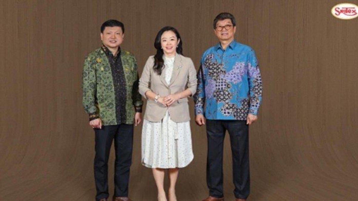 JABATAN MEGAWATI BUDIONO,- Jabatan mentereng Megawati Budiono, istri Iwan Setiawan Lukminto, bos Sritex yang kini dinyatakan pailit.