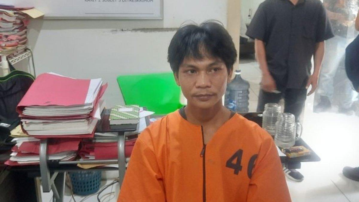 Jupriansyah alias Unyil (23) pelaku begal yang ditangkap Polda Sumatera Selatan usai membegal temannya sendiri.