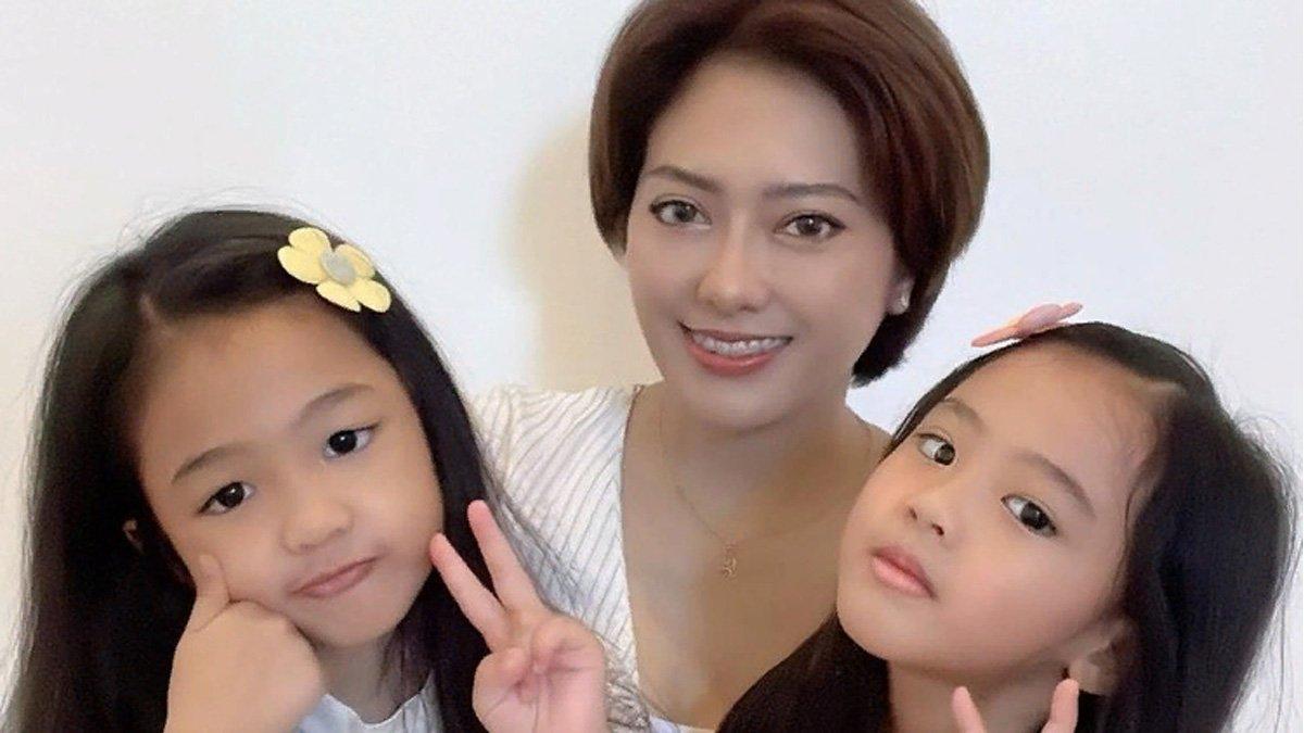Kabar Yenny AFI, dahulu penyanyi kini sibuk urus keluarga kecilnya.